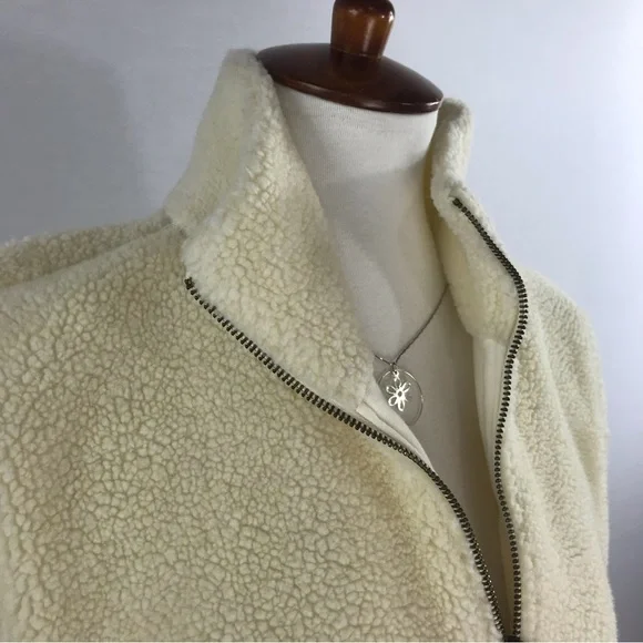 Liz Claiborne Cream Colored Sherpa Half Zip Faux Sherling Jacket - Picture 5 of 14
